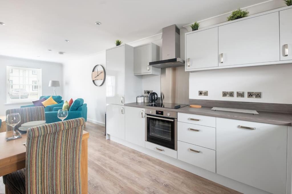 Modern Ground Floor In Tornagrain Apartamento *